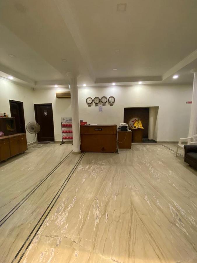 Lavi Hotel Hari Darshan - 10 Meter From Golden Temple Amritsar Exterior photo