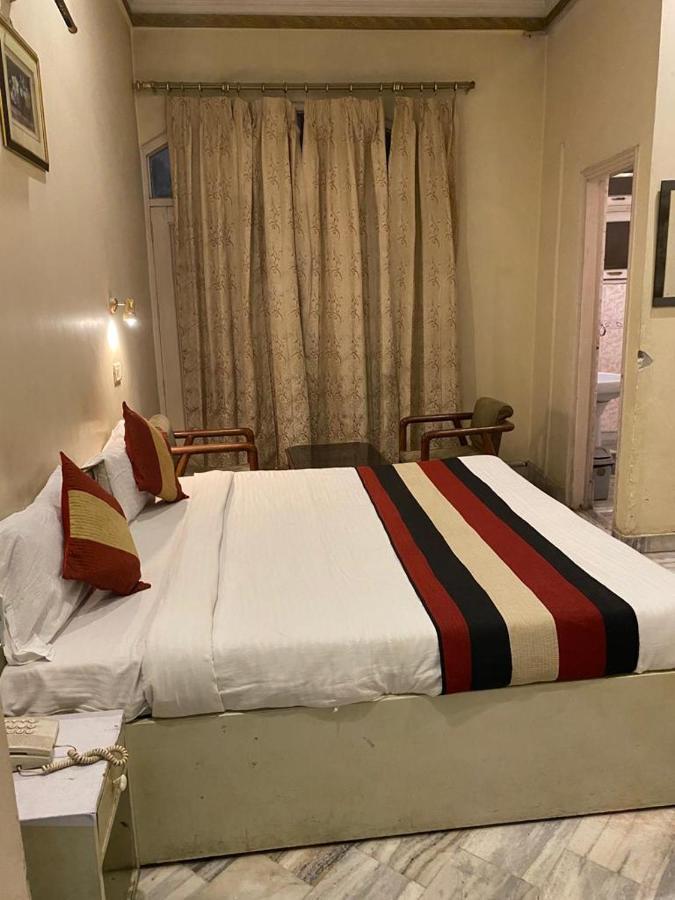 Lavi Hotel Hari Darshan - 10 Meter From Golden Temple Amritsar Exterior photo